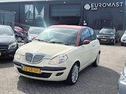 Lancia Ypsilon - Ypsilon 1.4-16V Platino Airco | Apk 11-2026