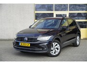Volkswagen Tiguan - 1.5 TSI 150PK! Life Business BJ2021 Lmv 18" | Led V+A | Pdc 