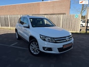 Volkswagen Tiguan - 2.0 TSI Sport&Style 4Motion