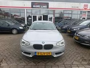 BMW 1-serie - 116i Business AUTOMAAT-NAVI-CRUISE-PDC