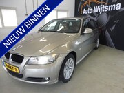 BMW 3-serie - Touring 320i Business Line 170PK Leer | Navi | LMV | PDC ach