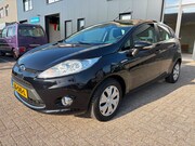 Ford Fiesta - 1.4 Ghia, Stoelverw. Clima, Bluetooth