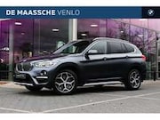 BMW X1 - sDrive20i High Executive xLine Automaat / Trekhaak