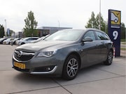 Opel Insignia - Sports Tourer 1.6 T Edition Carplay, Trekhaak, BLIS, Clima A