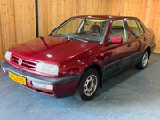 Volkswagen Vento - 1.8 GL Sedan Automaat Thermotronic APK 2028