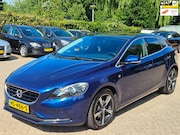 Volvo V40 - 2.0 D2 Ocean Race Business|Pano|Camera|Navi|PDC|Xenon / Led|