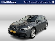 Volkswagen Golf - 1.0 eTSI Life / AUTOMAAT/ LED/ PARKEER SENSOREN V+A/ CAMERA/