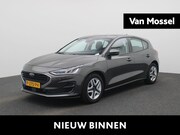 Ford Focus - 1.0 EcoBoost Hybrid Connected | WORDT VERWACHT |
