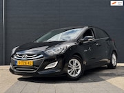 Hyundai i30 - 1.6 GDI Go! | Navi | Camera | Parkeersensoren