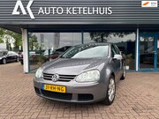 Volkswagen Golf - 1.6 FSI Sportline