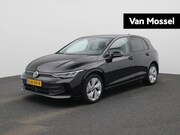 Volkswagen Golf - 1.5 eHybrid Life Edition | Automaat | Navigatie | Draadloze 