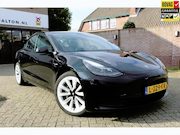 Tesla Model 3 - RWD Plus 60 kWh SOH 92,9 % 19"LMV / WARMTEPOMP / AUTOPILOT /