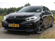 BMW 1-serie - 118i AUT High Executive Compleet M-Sport, Kuipstoelen, Pano