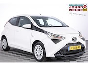 Toyota Aygo - 1.0 VVT-i x-play Automaat ✅ 1e Eigenaar *BEVRIJDINGSDAG 05 m