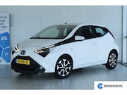 Toyota Aygo - 1.0 VVT-i x-play AUTOMAAT | Camera | Carplay | Airco | Elekt