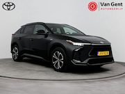 Toyota bZ4X - Dynamic 71 kWh | Warmtepomp | Dodehoek detectie | Apple Carp