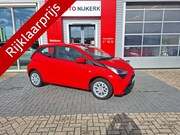 Toyota Aygo - 1.0 VVT-i x-play met AppleCarPaly/AndroidAuto
