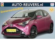 Toyota Aygo - 1.0 VVT-i x-cite / Leder / Aut / CarPlay / Camera / Allseaso