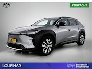 Toyota bZ4X - Premium 4WD 71 kWh | Panorama Dak | JBL Audio | Stuur-Stoelv