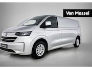 Volkswagen Transporter - 2.5 eHybrid L2H1 Style 233 PK | Automaat | Airco | Navigatie