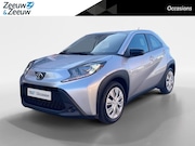 Toyota Aygo X - 1.0 VVT-i MT Play Airco | 4 seizoen banden | Achteruitrij ca