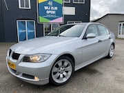 BMW 3-serie - 320i Dynamic Executive CLIMA/NAP/PDC/VELGEN