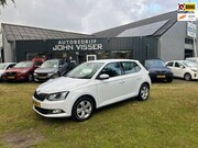 Skoda Fabia - 1.2 TSI Style * automaat * bluetooth & telefoonvoorbereiding