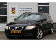 Volvo V70 - 1.6 T4 Momentum*Perfect Onderh.*NL-Auto*Trekhaak/Navi/Leder/