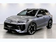Volkswagen T-Roc - 1.5 eTSI R-Line WORD VERWACHT! | TREKHAAK | MATRIX | SFEERLI