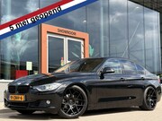 BMW 3-serie - 320i High Executive | Navi | Leder | 260PK | Elect Trekhaak 