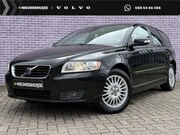 Volvo V50 - 2.0 Edition II | 12 mnd BOVAG garantie | Trekhaak | Leder | 