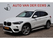 BMW X1 - sDrive18i Executive NL-Auto / Sportstoelen / Clima / Correct