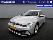 Volkswagen Golf - 1.0 TSI Life / Navigatie / App connect / Parkeersensoren V+A