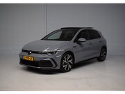 Volkswagen Golf - 1.5 eTSI 150PK R-Line PANORAMADAK / HARMAN-KARDON / CAMERA /