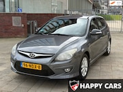 Hyundai i30 - 1.6i i-Motion Business,