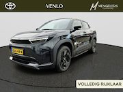 Toyota Urban Cruiser - Dynamic 61 kWh RIJKLAAR | Navigatie | Camera | All-Seasonban