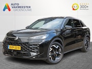 Volkswagen T-Roc - 1.5 eTSI 150pk R-LINE DSG Nieuw model / Trekhaak / Camera / 