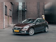 Volvo V40 Cross Country - 2.0 T3 Momentum | Unieke kleur | Nette auto