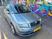 Skoda Fabia - 1.4-16V Equipe plus elektrische ramen airco rijd super lekke
