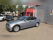 BMW 3-serie - 318i Dynamic Executive.
