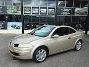Renault Mégane - 2.0-16V Privilège Automaat