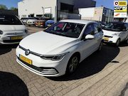 Volkswagen Golf - 2.0 TDI Life INC BTW/BPM, Navi, NAP, NL Auto, Airco