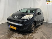 Peugeot 107 - 1.0-12V XS - Schade