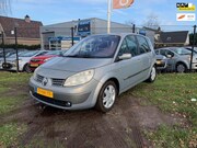 Renault Scénic - 2.0-16V Privilège Luxe lmv/clima/trekhaak