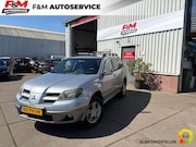 Mitsubishi Outlander - 2.4 4WD Clima, pdc achter, trekhaak