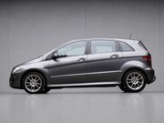 Mercedes-Benz B-klasse - 200 Sport (SCHUIFDAK, STOELVERWARMING, CLIMATE, CRUISE, TREK