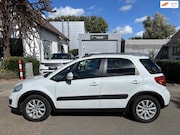 Suzuki SX4 - 1.6 Executive Navi Stoelverwarming Keyless