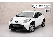 Toyota Aygo X - 1.0 VVT-i MT Play | Apple Carplay / Android auto | Achteruit