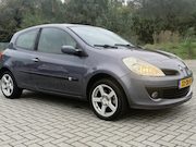 Renault Clio - 2.0 - 16V 6-bak Airco Pan-dak Apk:4-2027