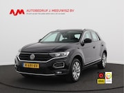 Volkswagen T-Roc - 1.5 TSI Sport/ lage km/ trekhaak/ zeer mooi
